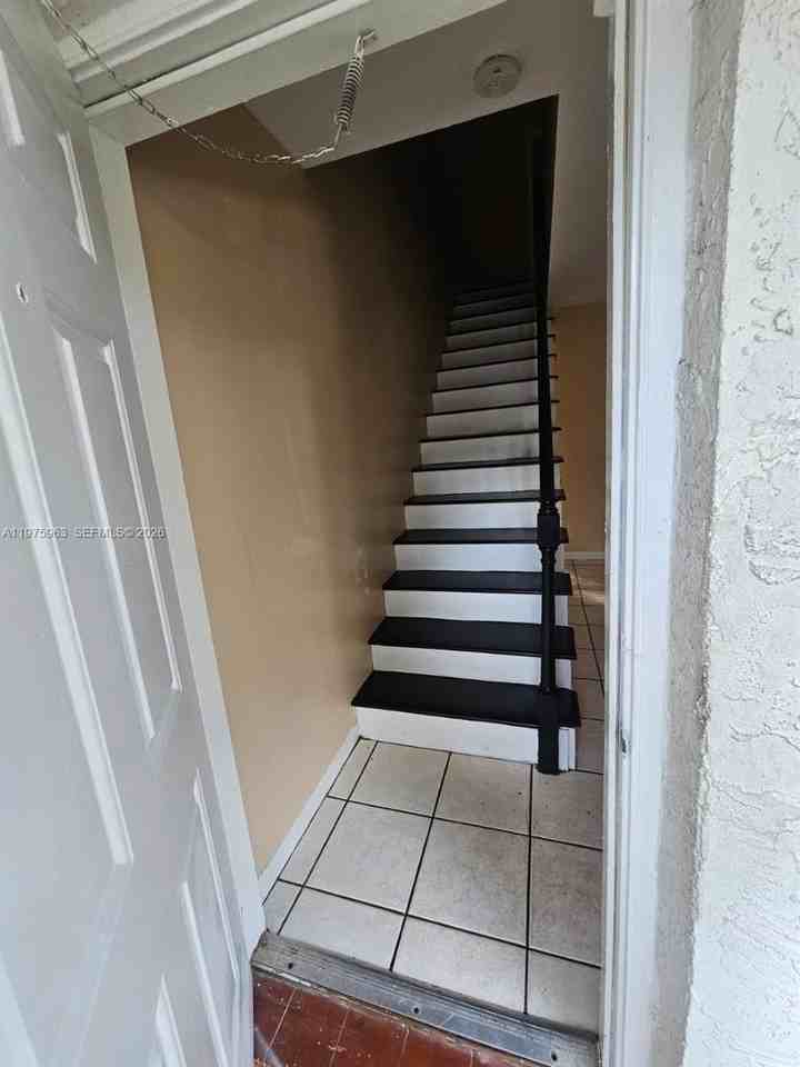 11616 Nw 35th Ct #A2 - Photo 6 of 18