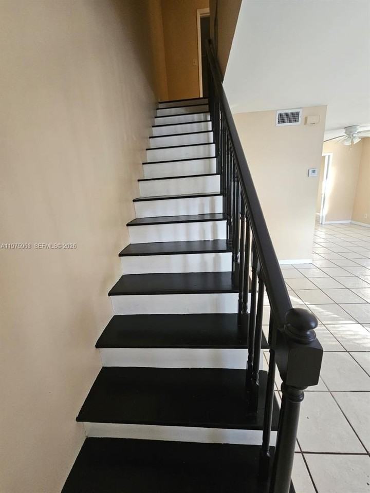 11616 Nw 35th Ct #A2 - Photo 7 of 18