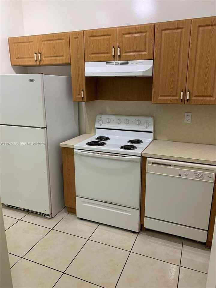 1250 Se 29th St #205-58 - Photo 7 of 12