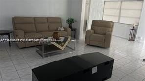 2631 Fillmore St - Photo 2 of 20