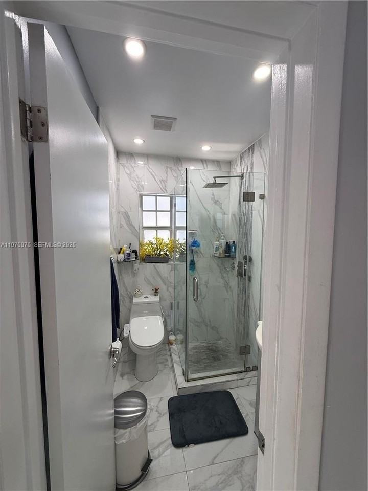 1350 Ne 134th St #0 - Photo 7 of 17