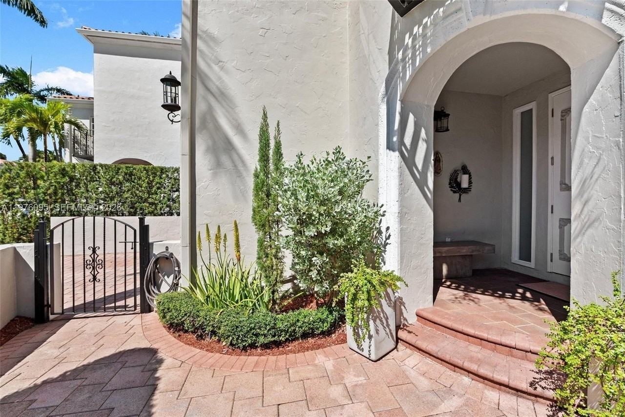 20865 Ne 31st Pl - Photo 7 of 50