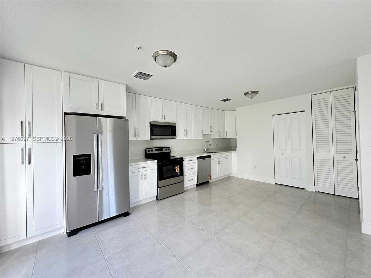 11288 Sw 187th St #11288 - Photo 4 of 16