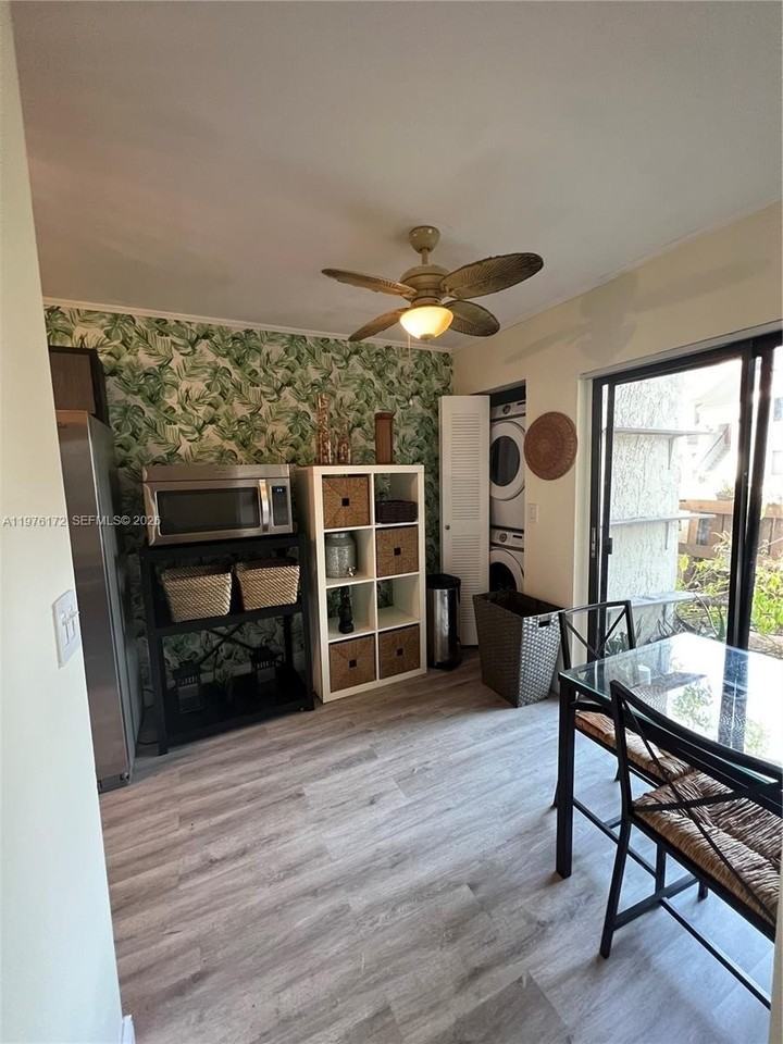 5533 Courtyard Dr #5533 - Photo 7 of 24