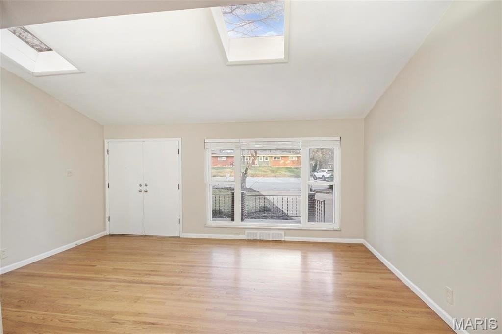 2 Seawood Ct - Photo 3 of 21