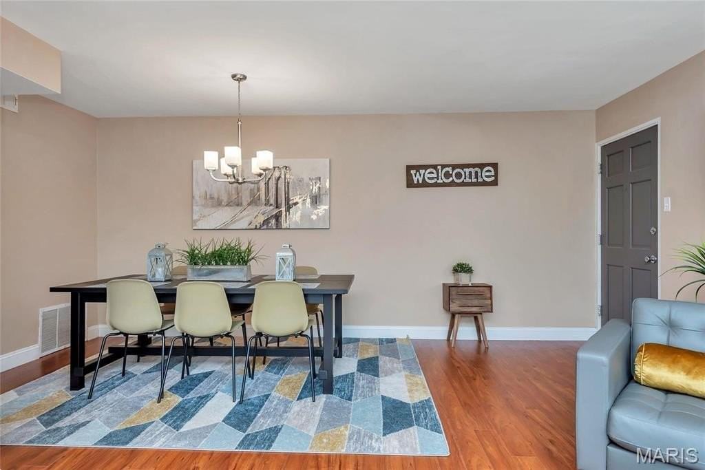 7553 Buckingham Dr - Photo 7 of 17