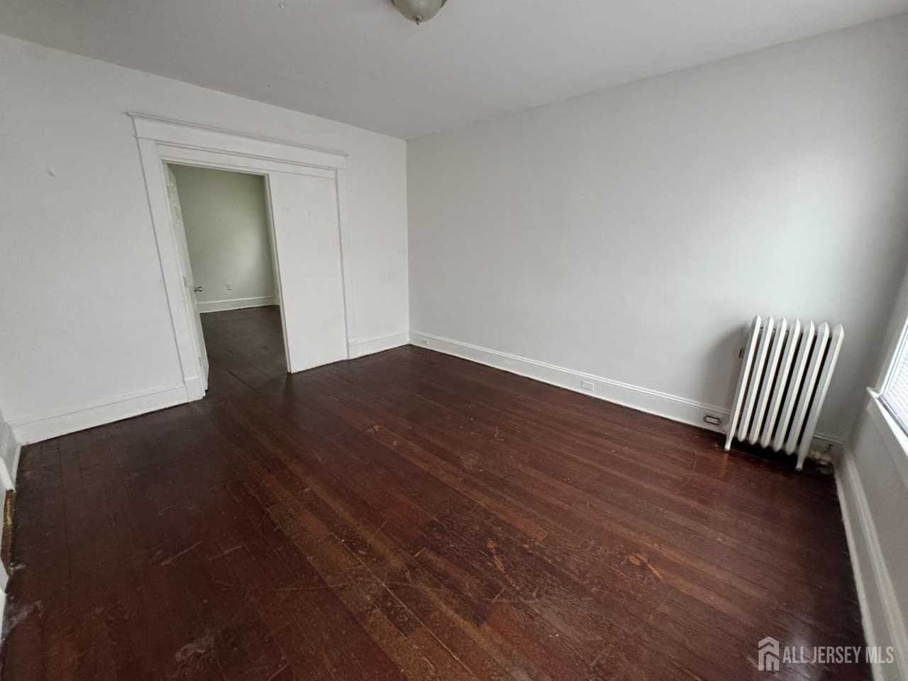 7 Maple St - Photo 6 of 7