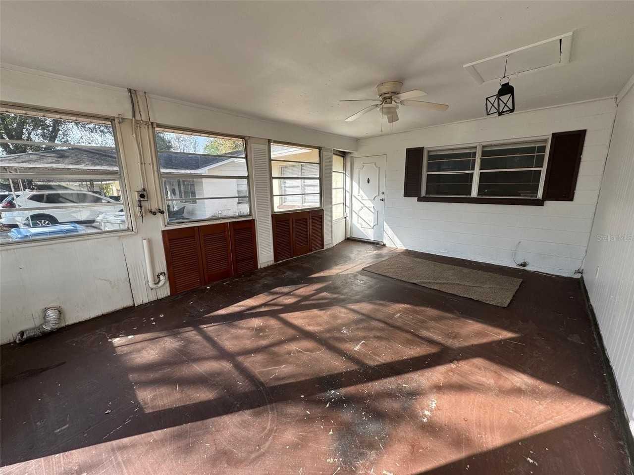 4908 21st St W - Photo 2 of 10