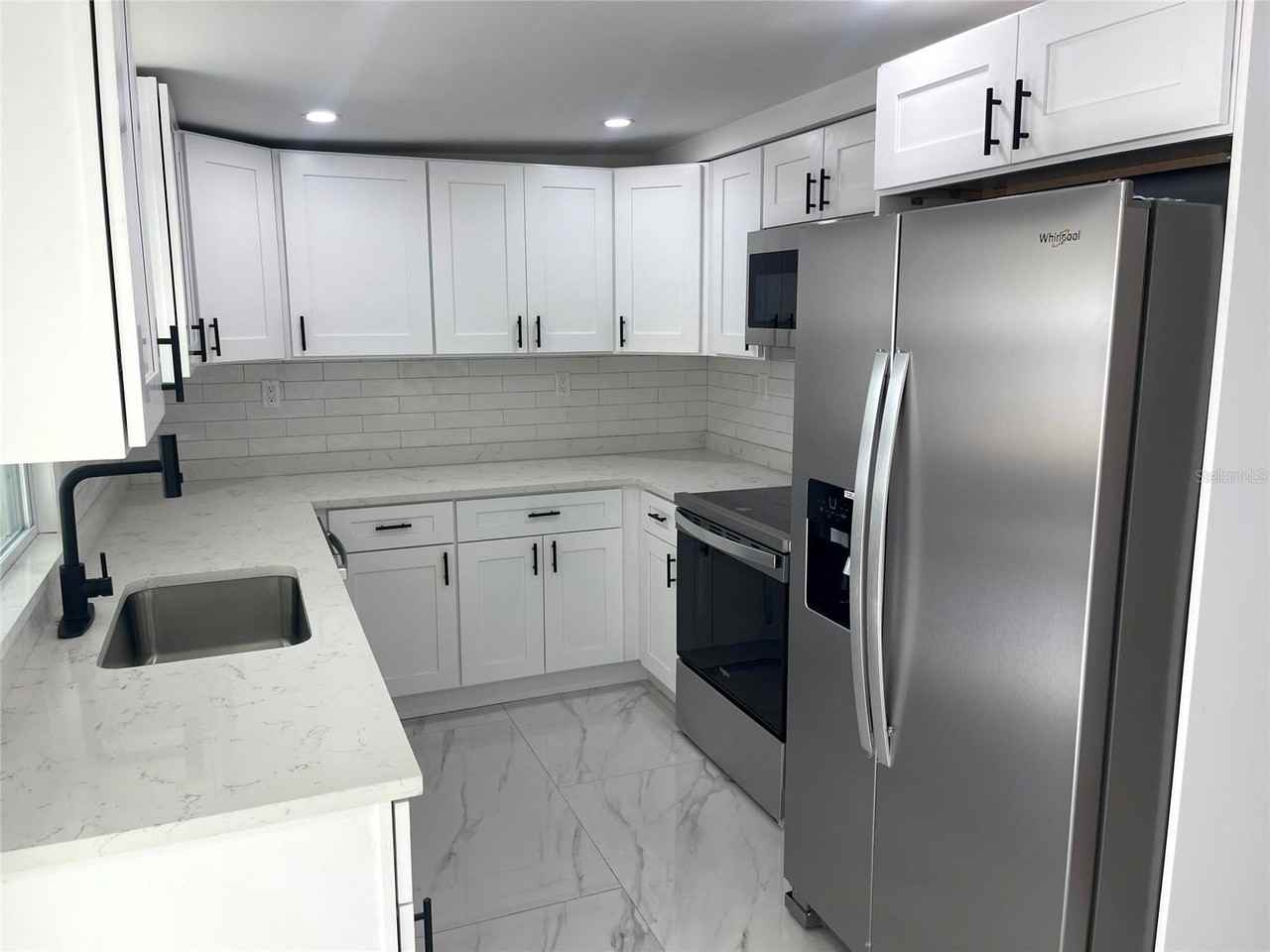 3717 Belmont Blvd - Photo 6 of 50