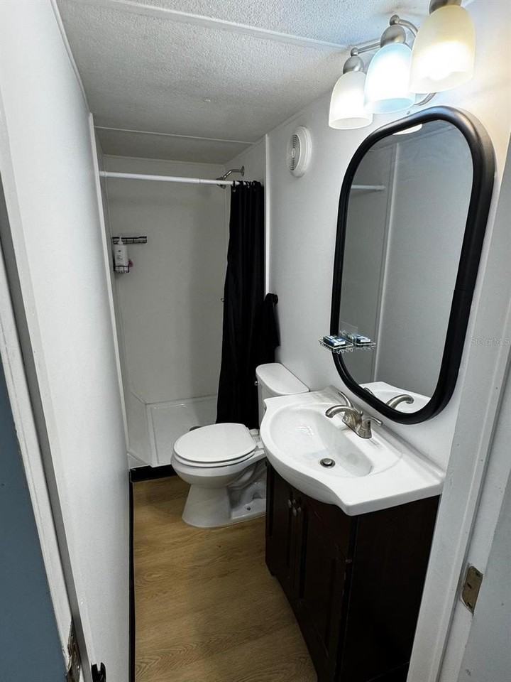 15482 Mapletree Dr - Photo 3 of 7