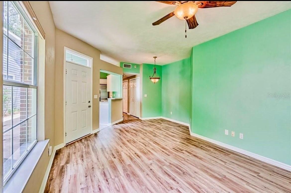 322 Nw 50th Blvd - Photo 4 of 19