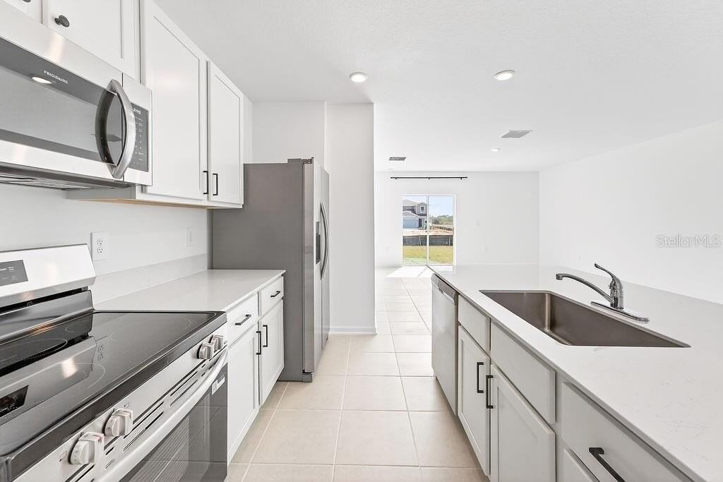 2182 Lasso Loop - Photo 7 of 47