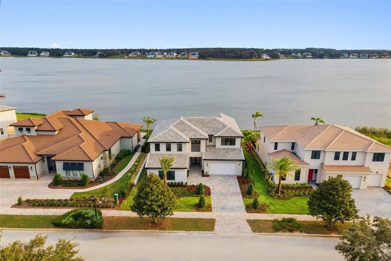 16708 Bolsena Dr - Photo 3 of 32