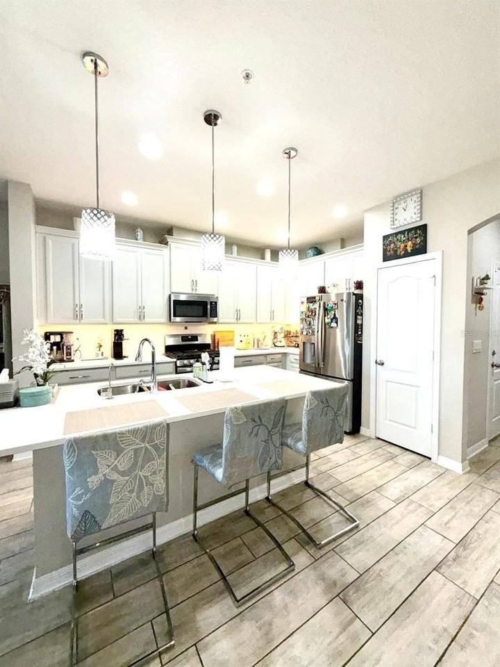 204 Rustic Loop - Photo 2 of 44