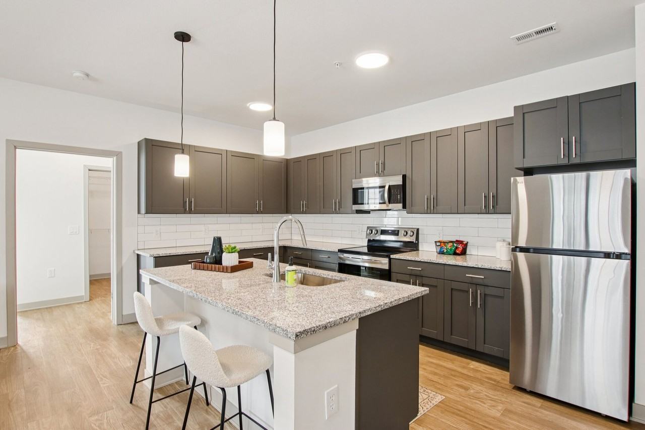 Kensington Gardens - Photo 4 of 16