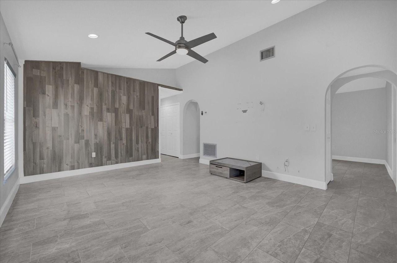 11524 Purple Lilac Cir - Photo 6 of 26