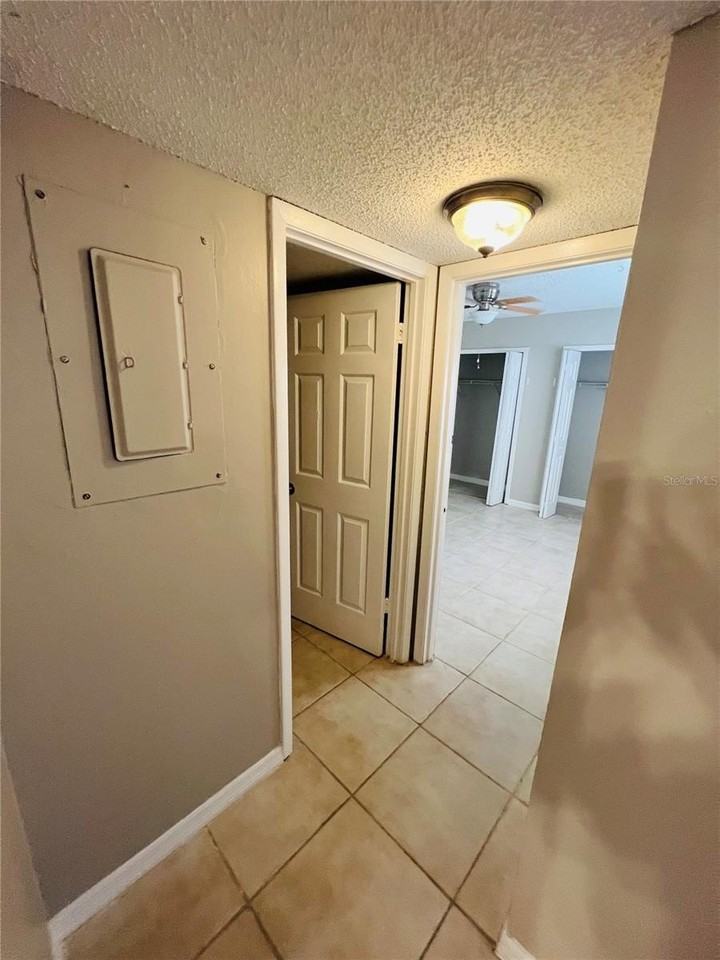 57 Windtree Ln #G - Photo 5 of 21