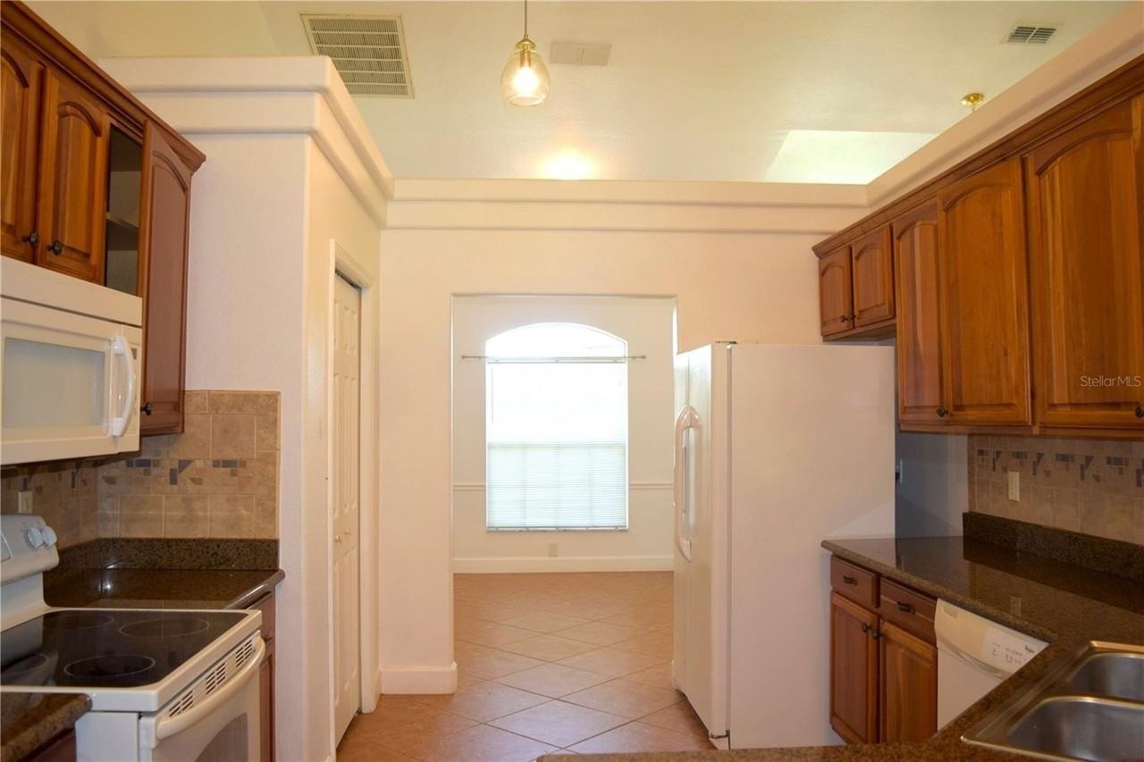 4444 Sw 115th St - Photo 5 of 21