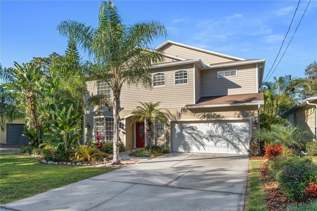 5647 Vermont Ave - Photo 2 of 40