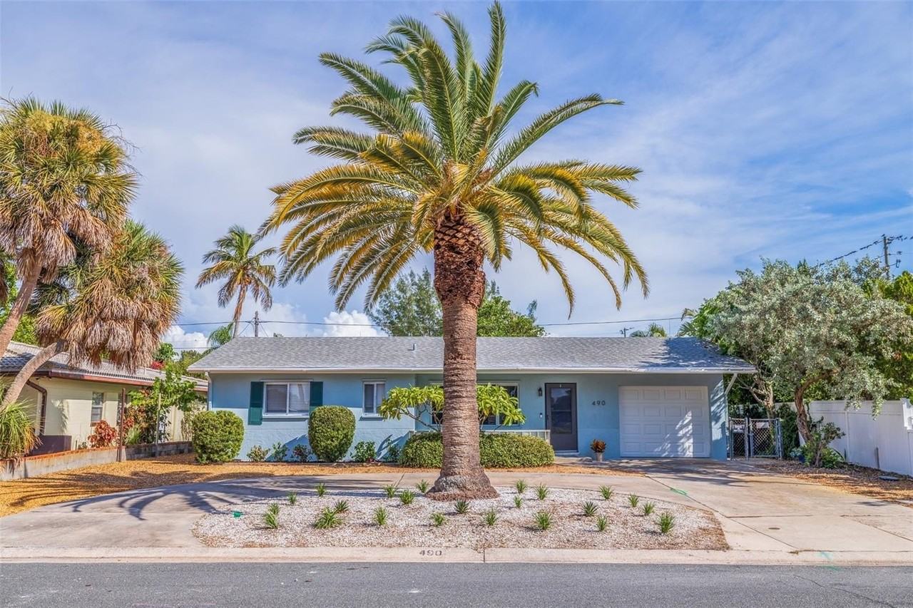 490 82nd Ave - Photo 5 of 10