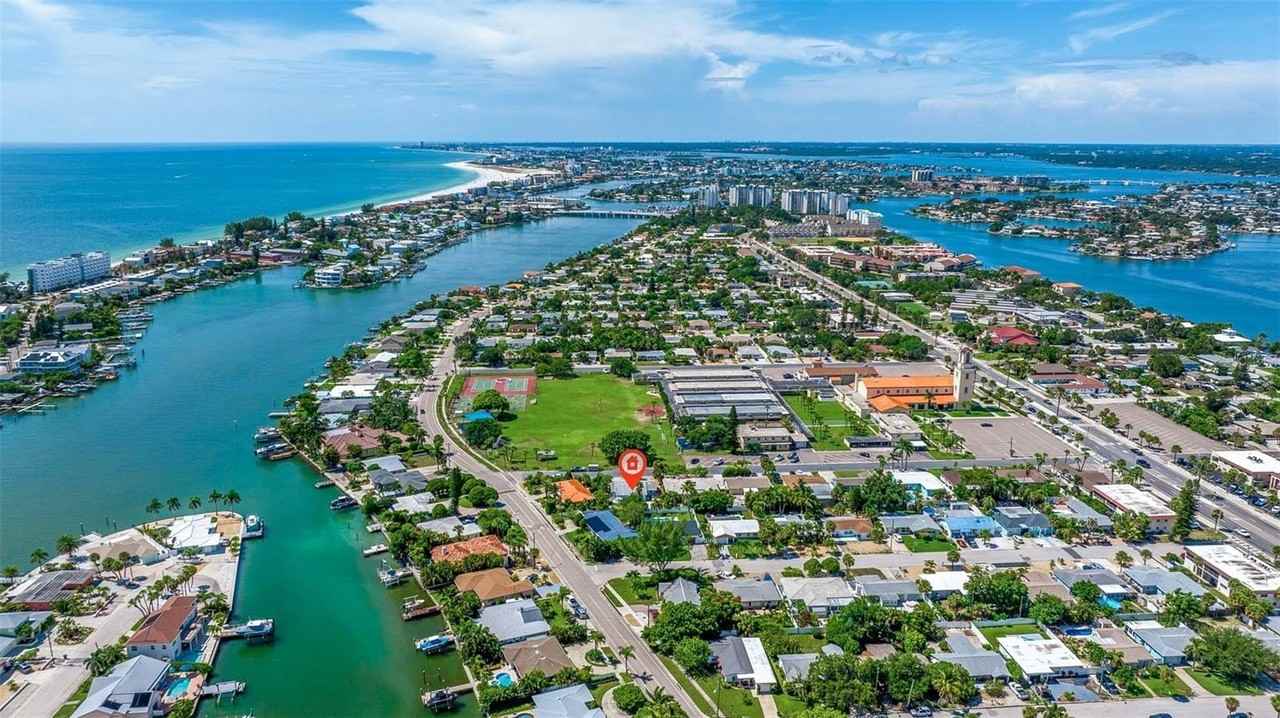 490 82nd Ave - Photo 7 of 10