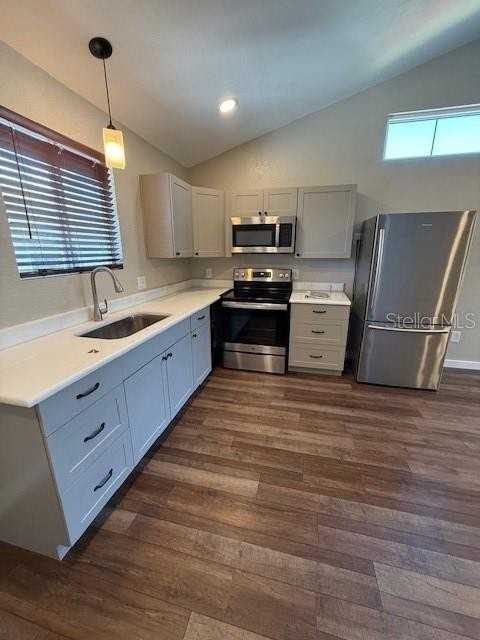 2448 4th Ave N #1-2 - Photo 2 of 9