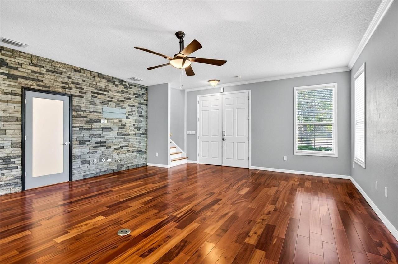 12618 Weston Dr - Photo 6 of 37