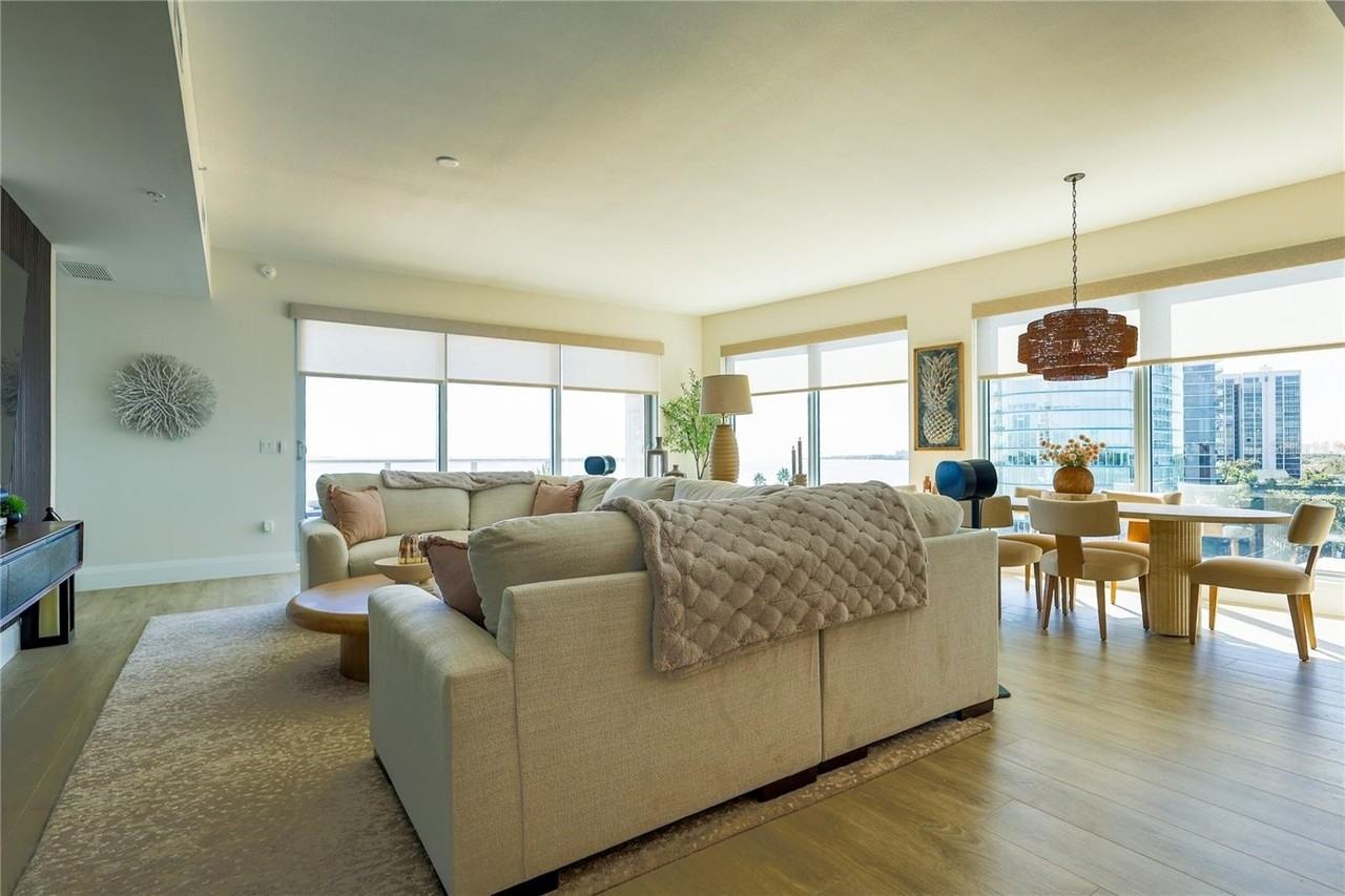 2910 W Barcelona St #604 - Photo 3 of 50