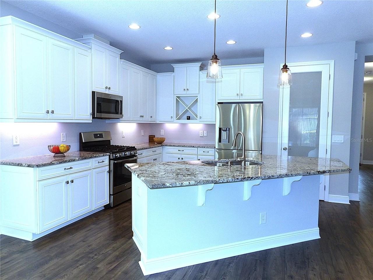 3208 Heart Pine Ave - Photo 4 of 19