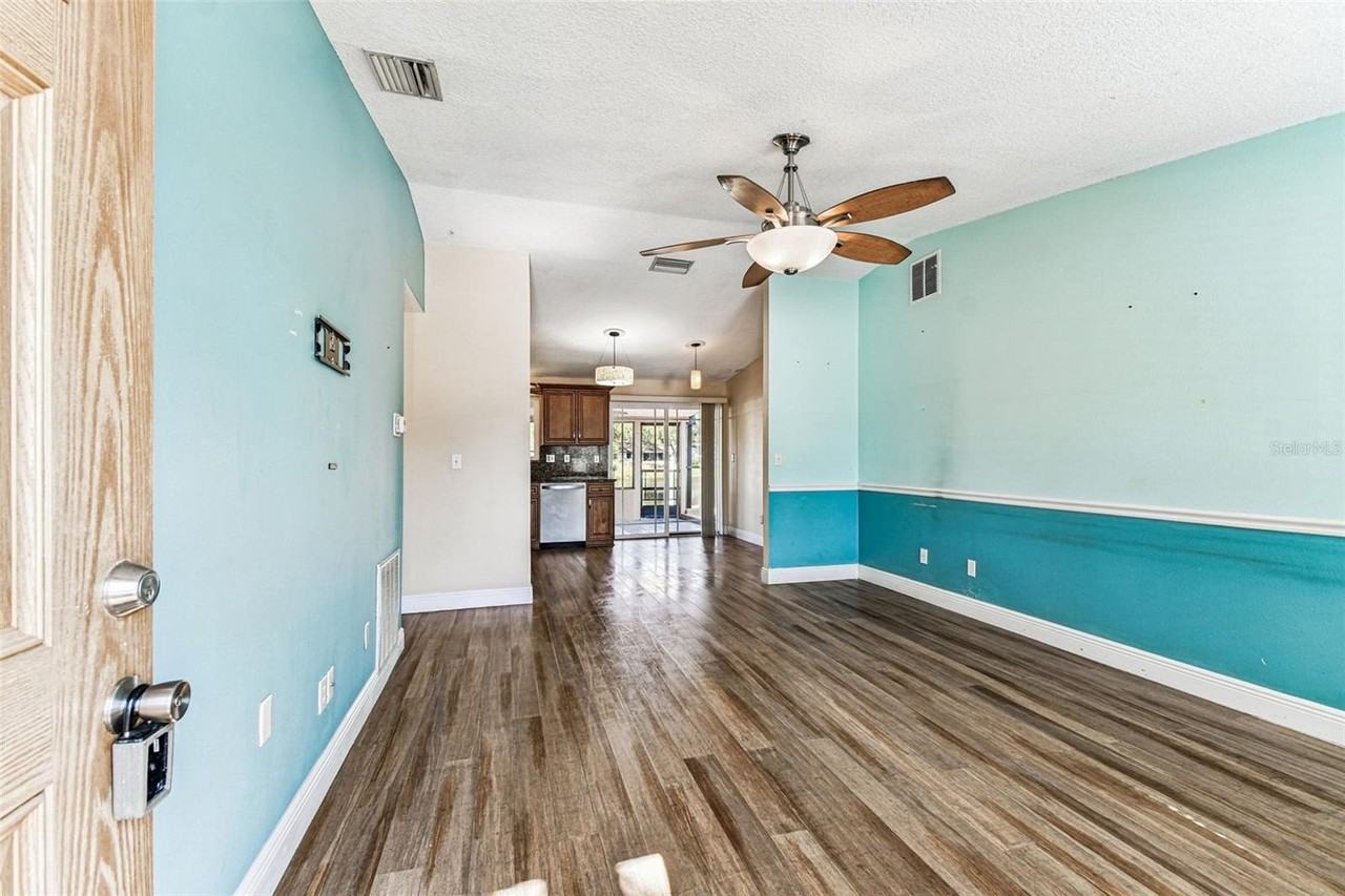 648 Timber Bay Cir E - Photo 7 of 32