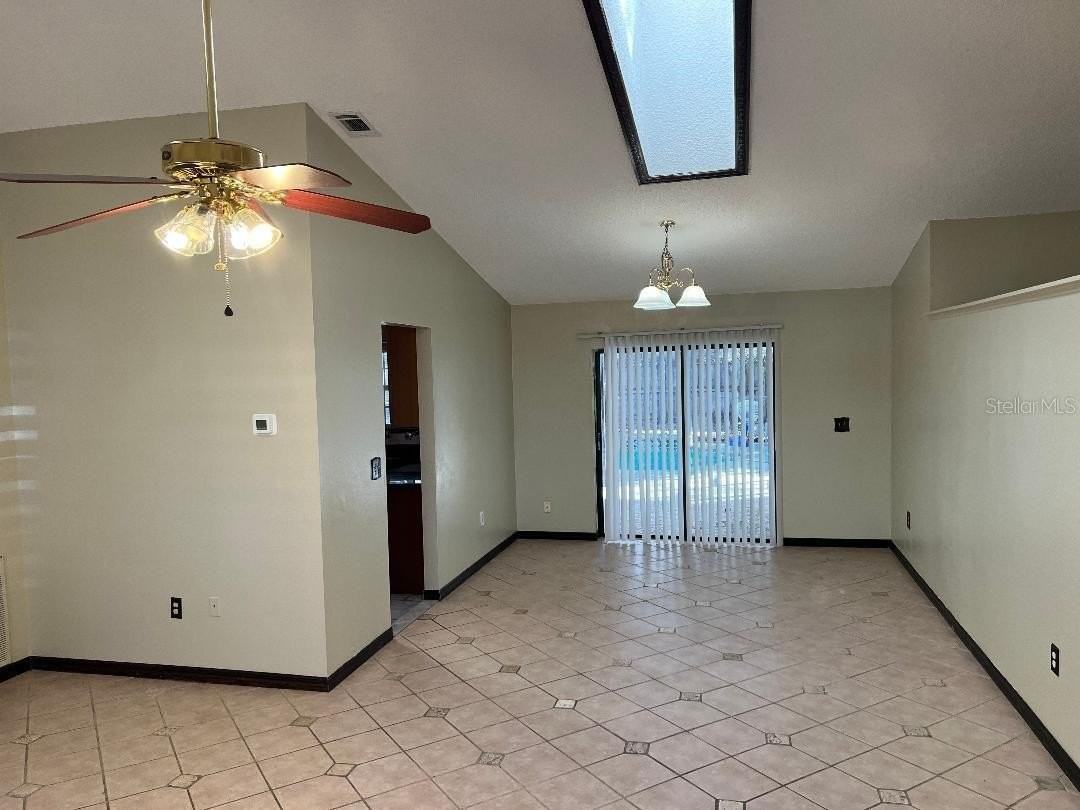 200 Arbor Dr W - Photo 6 of 49