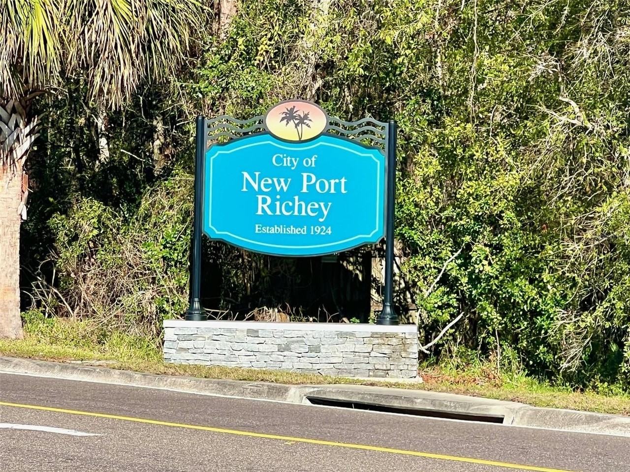 6431 Old Main St - Photo 2 of 20