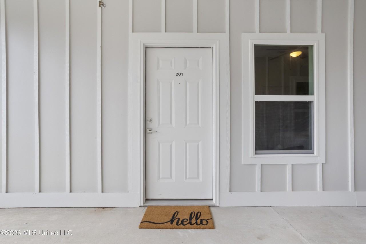 8701 Old Spanish Trl Apt 102 - Photo 3 of 40