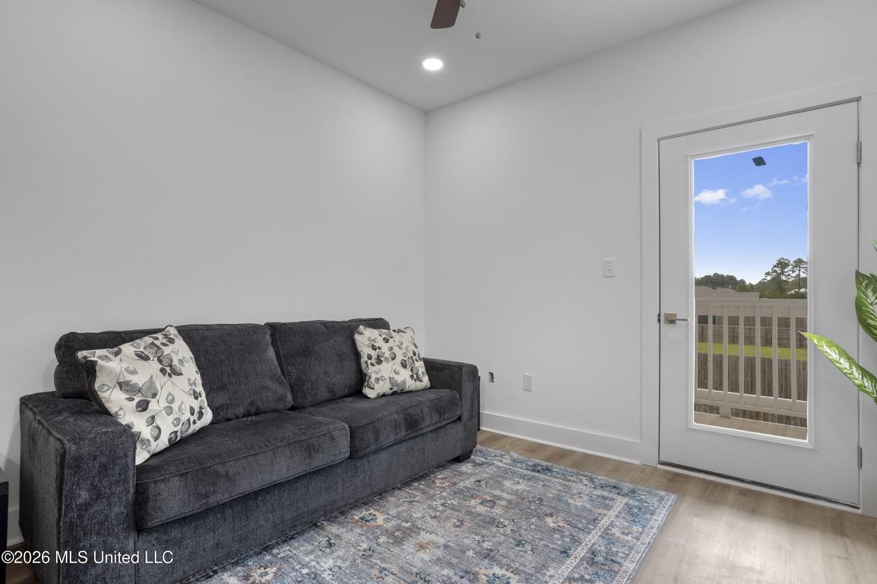 8701 Old Spanish Trl Apt 102 - Photo 5 of 40