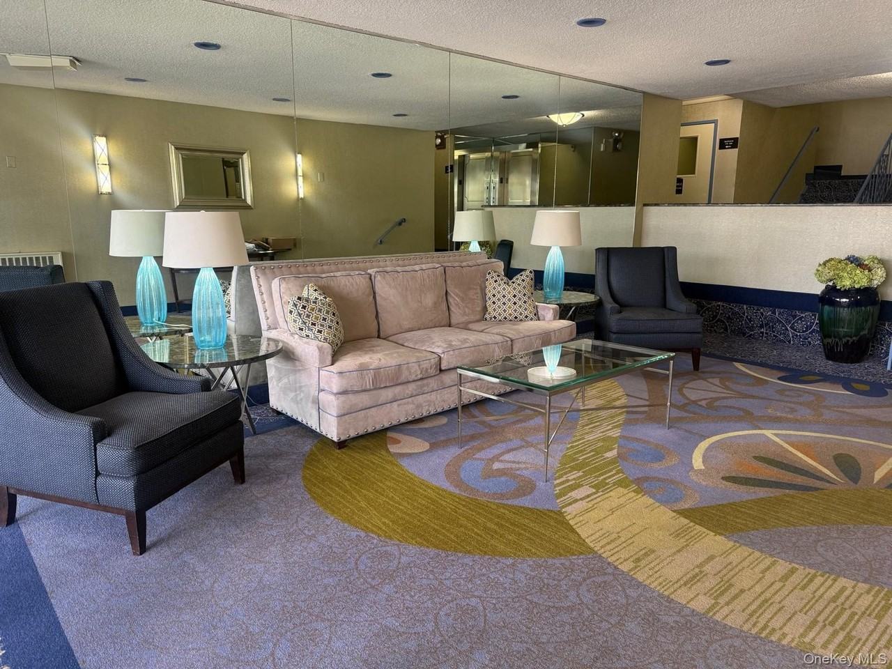 601 Chestnut St Apt A21 - Photo 6 of 26