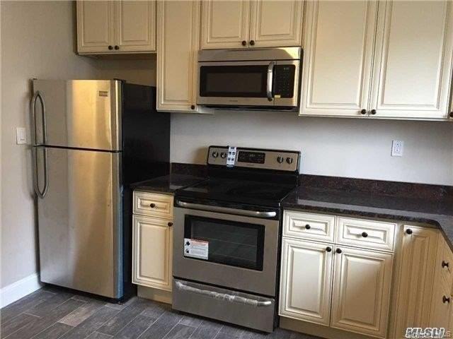 26 W Pine St - Photo 2 of 10