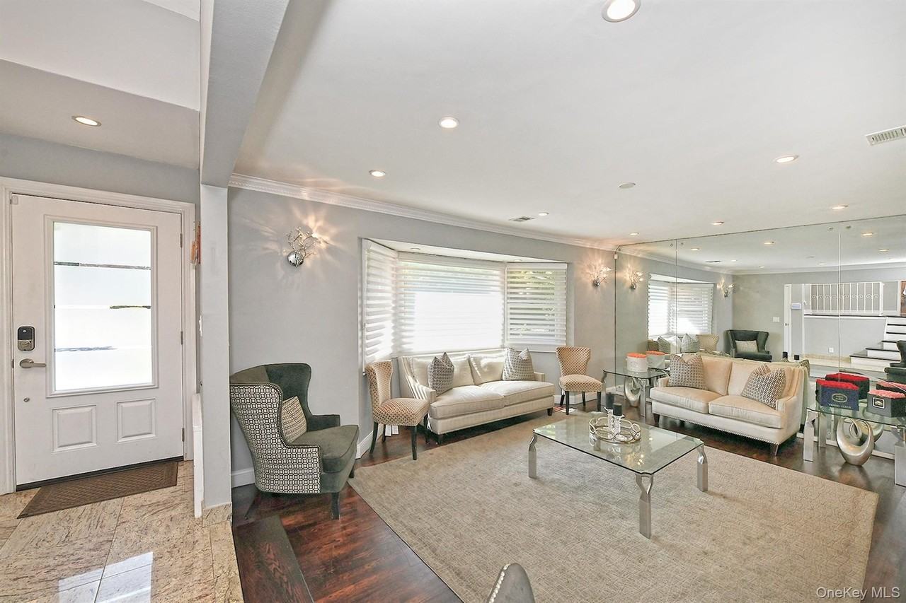 2 Cherrywood Ln - Photo 3 of 31