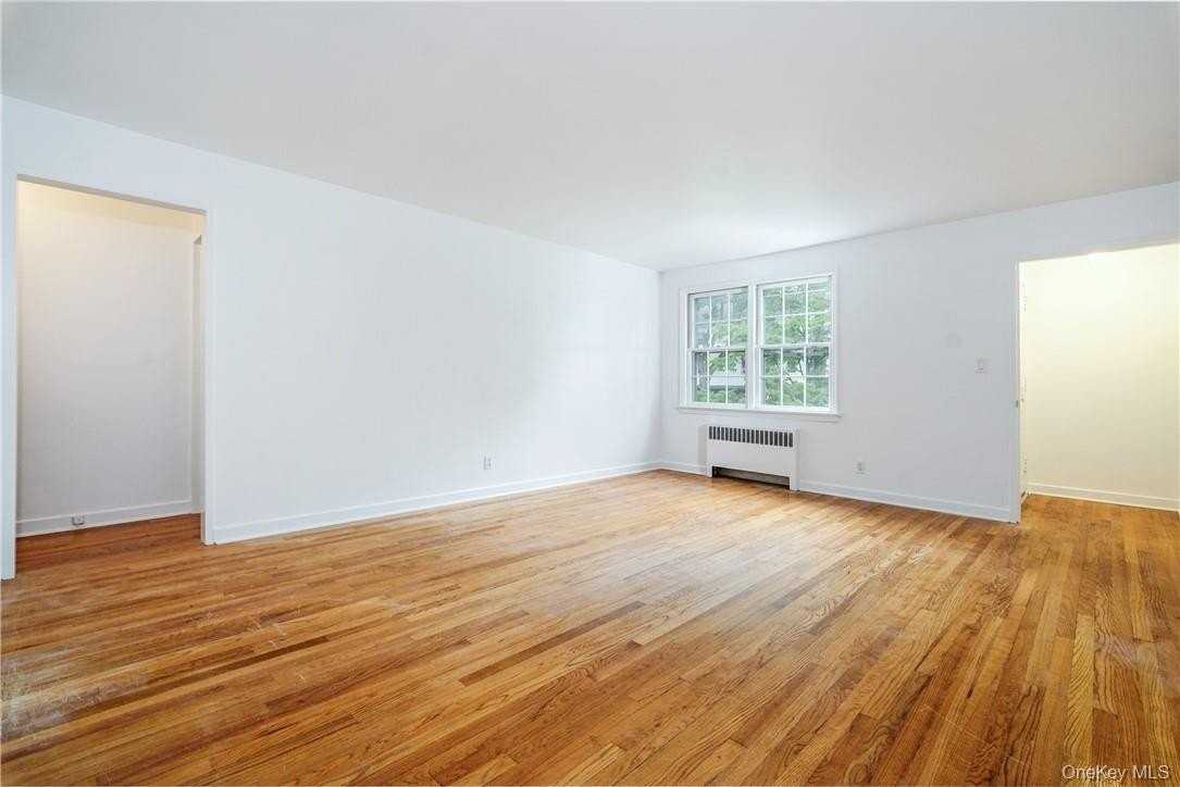 293 Manville Rd Unit D - Photo 3 of 19