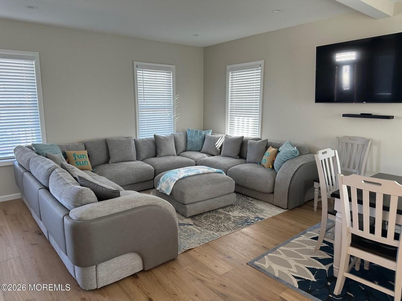 102 New Jersey Ave - Photo 2 of 38