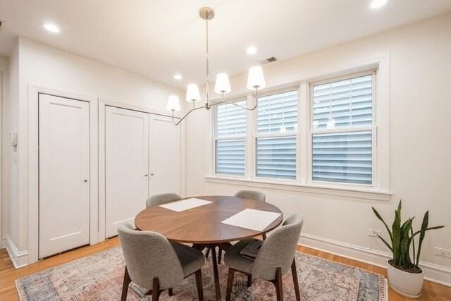 1110 W Wolfram St Apt 2 - Photo 6 of 14