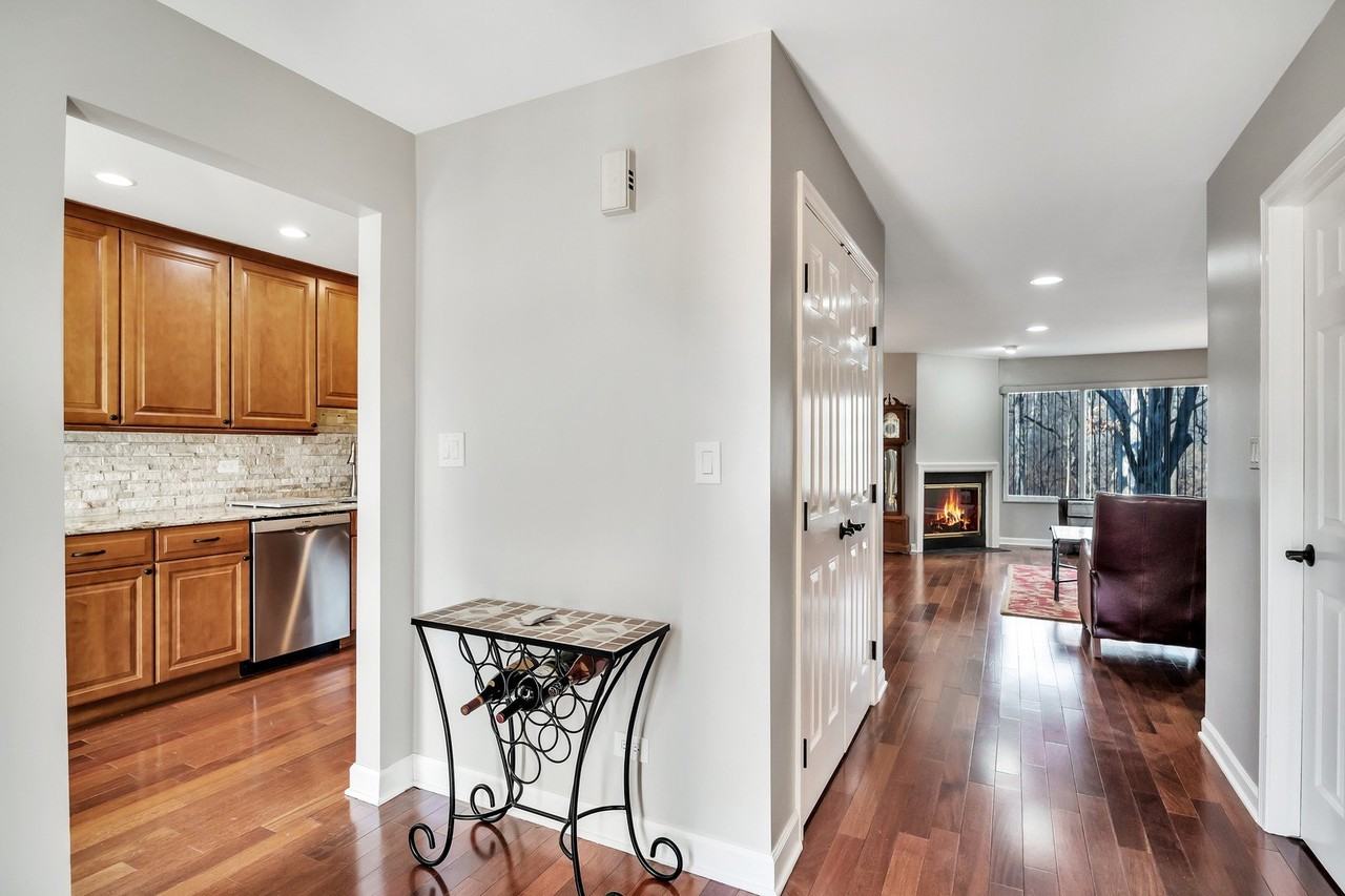 66 Hunt Trl - Photo 4 of 46