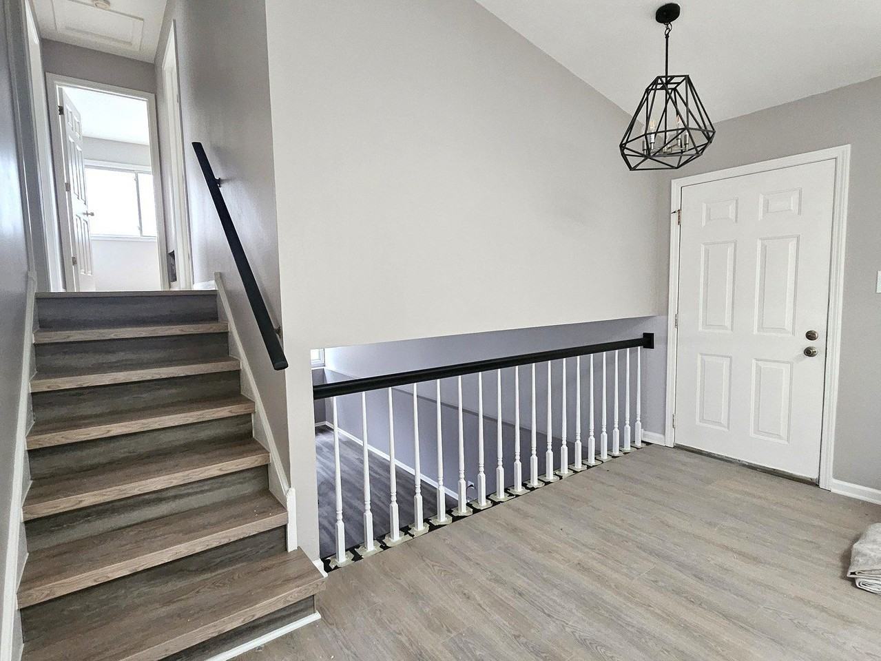 1149 N Cardinal Dr - Photo 7 of 12