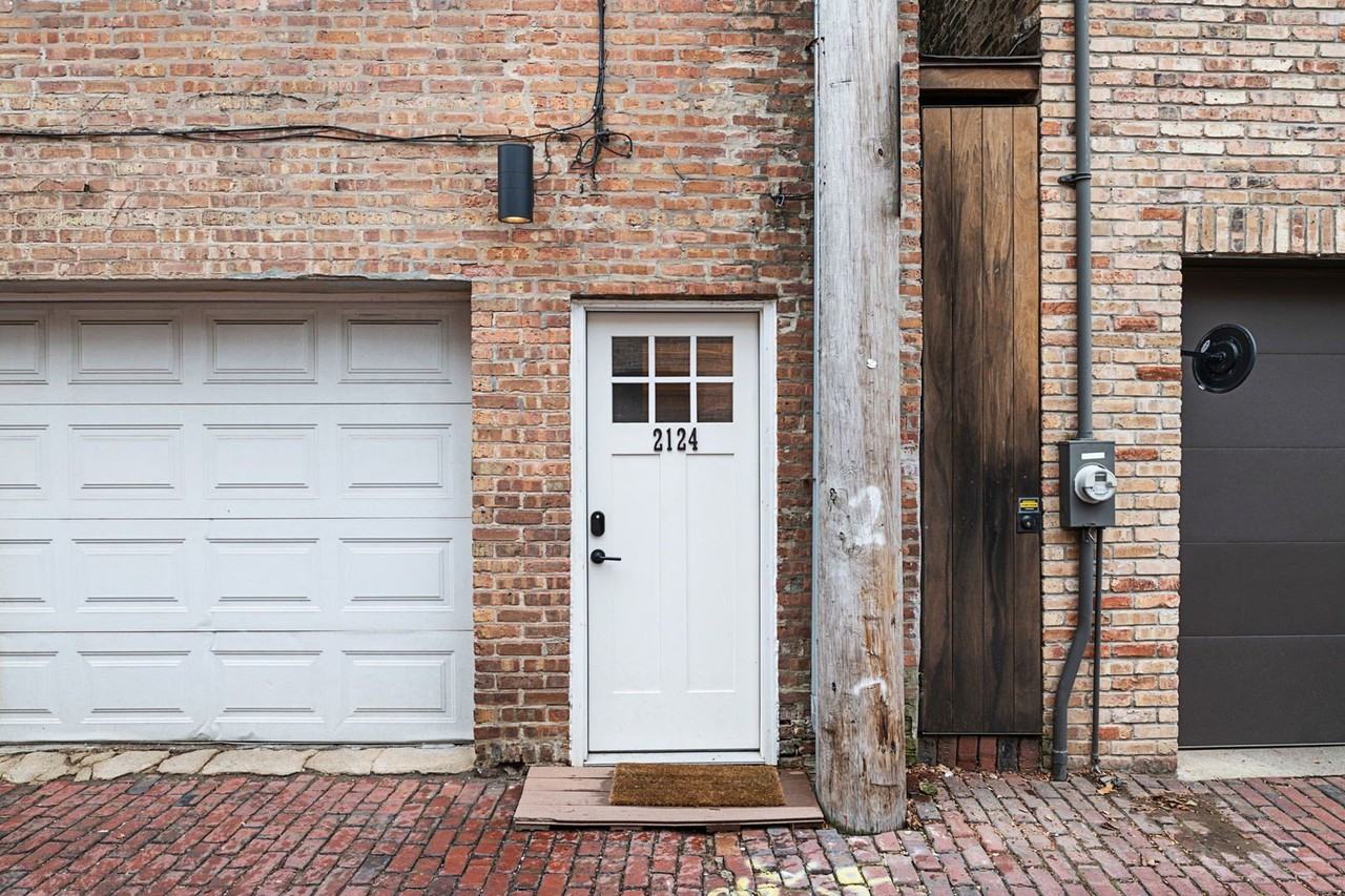 2124 N Sedgwick St Unit Ch - Photo 2 of 20