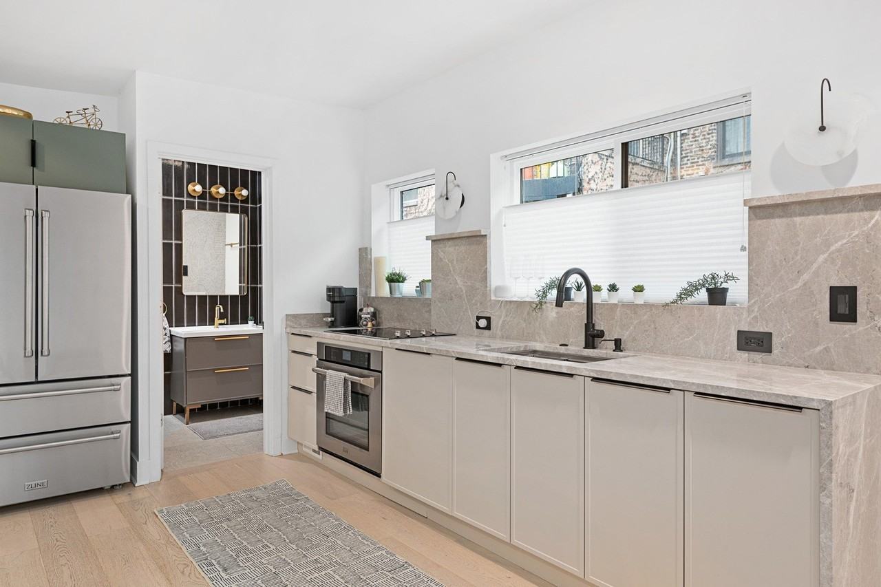 2124 N Sedgwick St Unit Ch - Photo 5 of 20