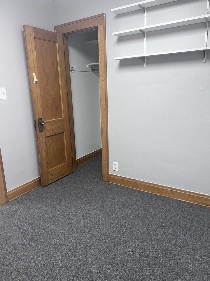 13 W Quincy St Apt 2r - Photo 5 of 10