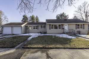 featured image of 821 12th St