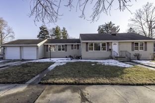 821 12th St - Photo 1 of 1