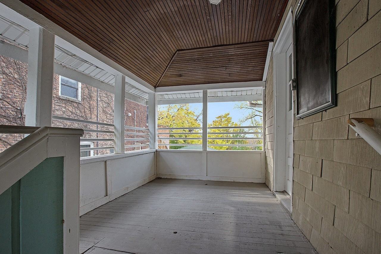 14314 Beacon Ave Unit 1 - Photo 3 of 12