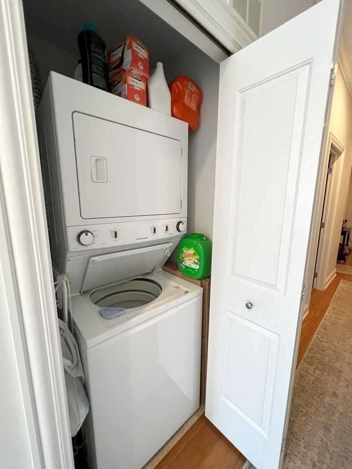 1002 W Van Buren St Unit 403 - Photo 7 of 14