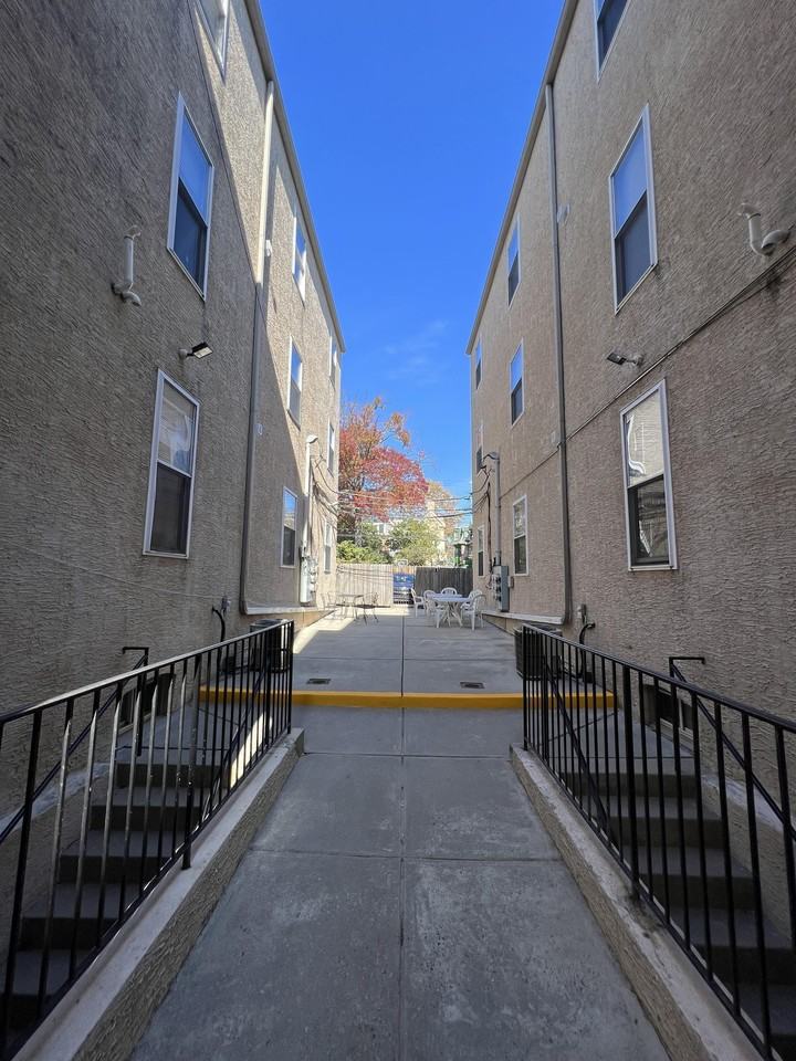 3321 Powelton Ave. - Photo 5 of 12